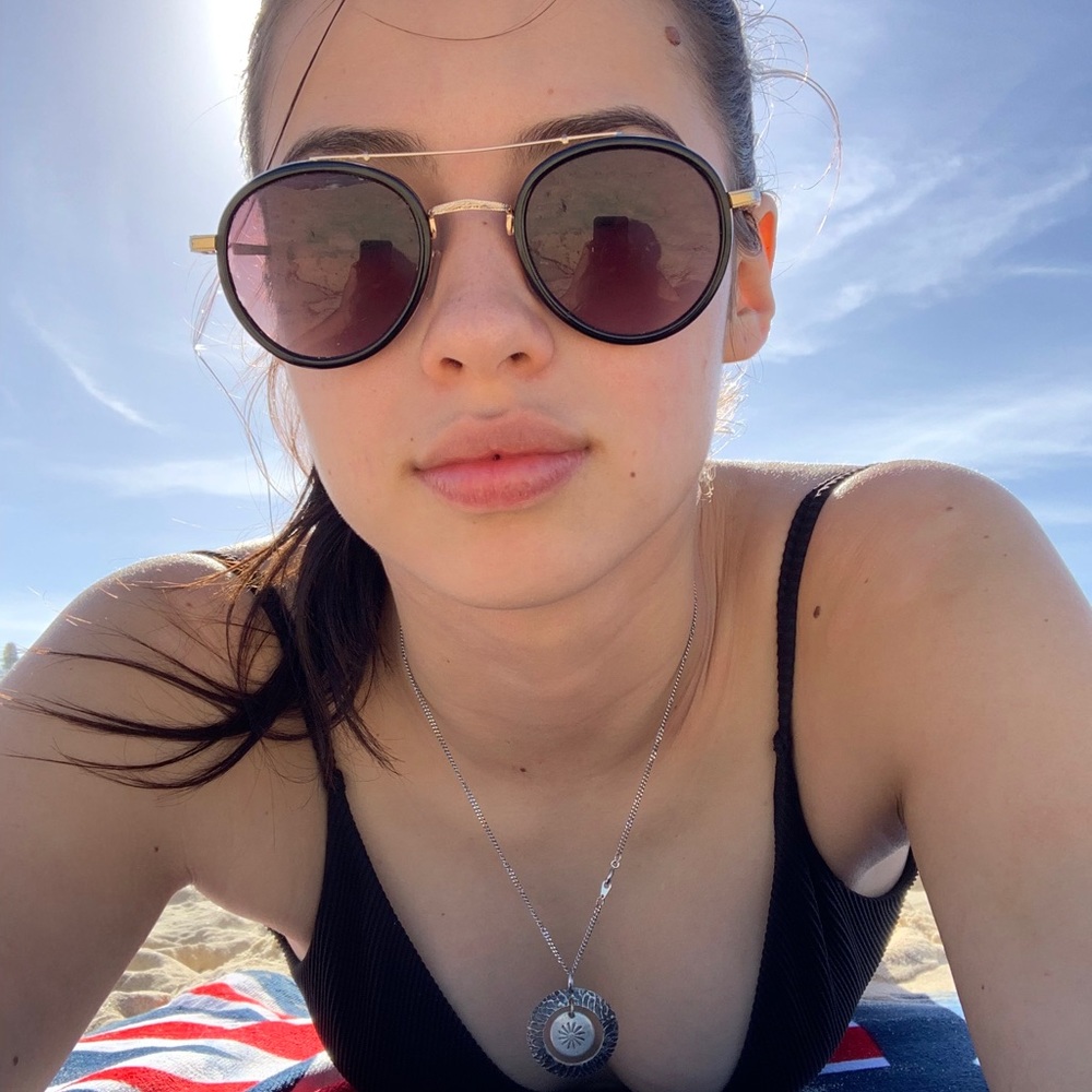 Meet your Posher, Amber